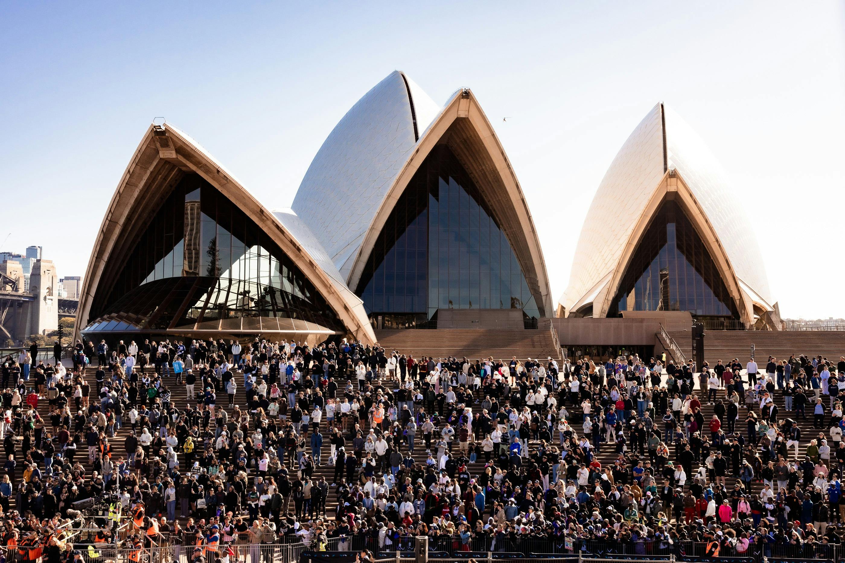 Crowd in front of Sydney Opera House