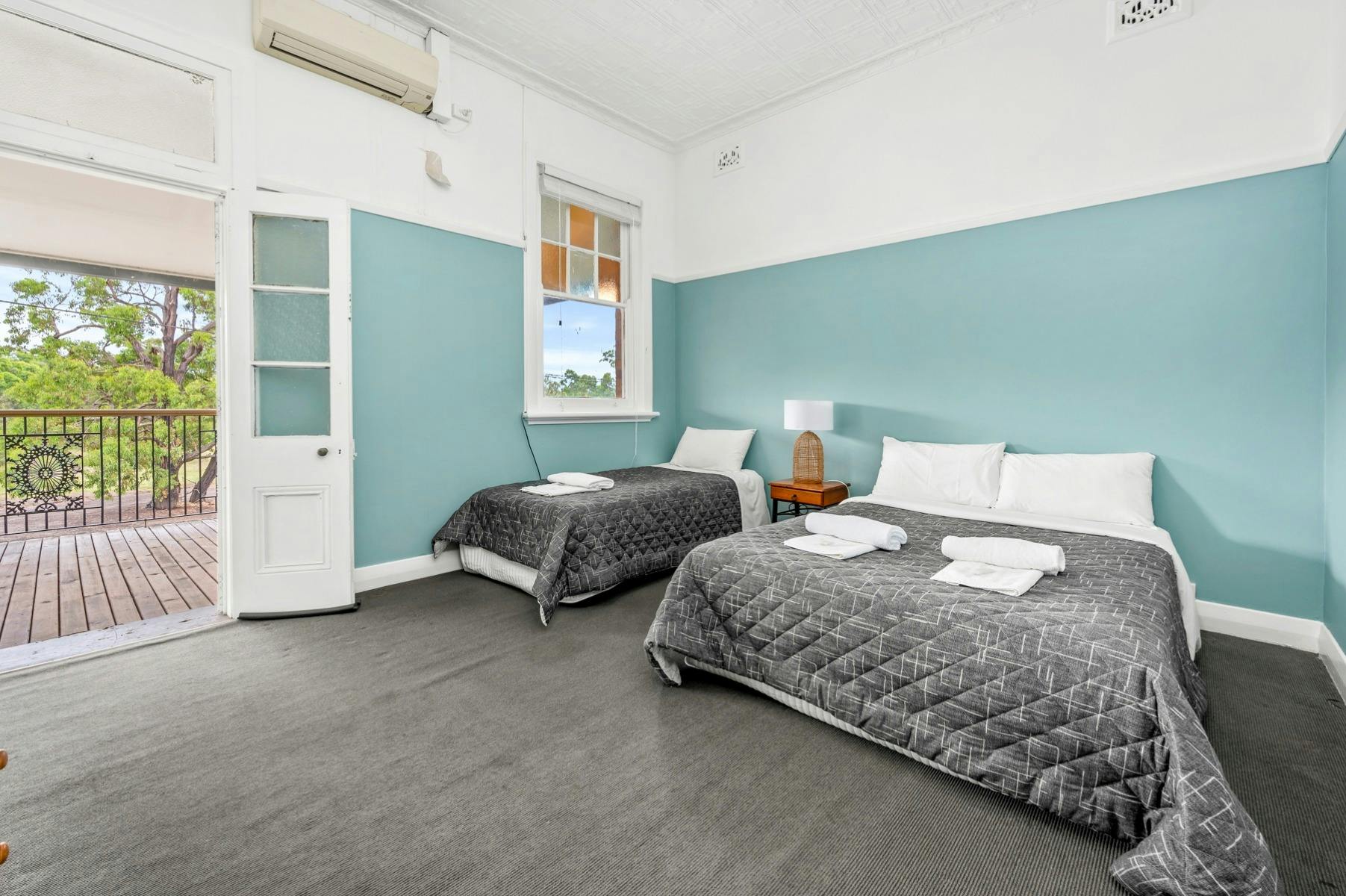 Accommodation twin + single