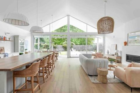 Villa Asteria – North Manly