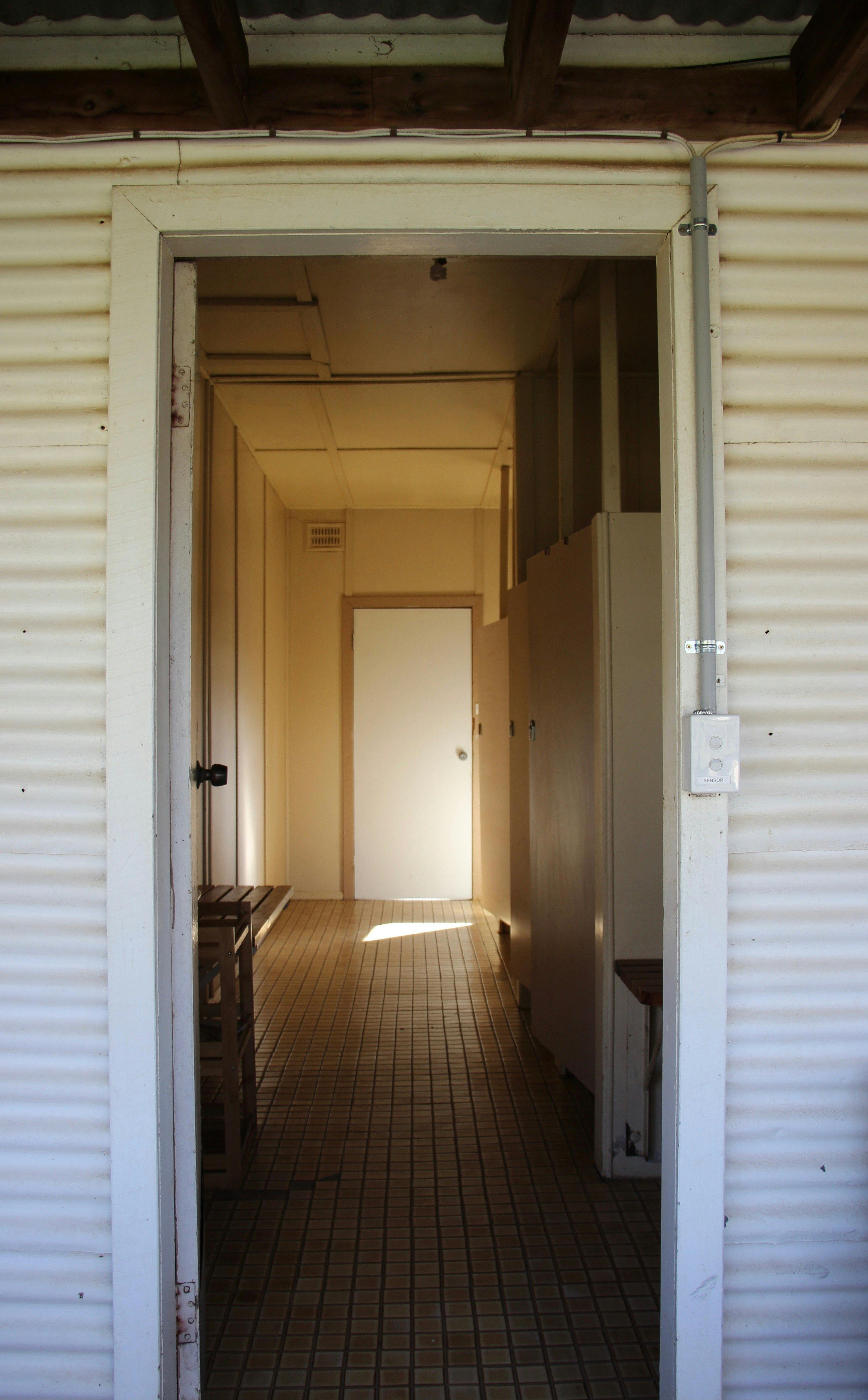 Shearers Quarters bathroom