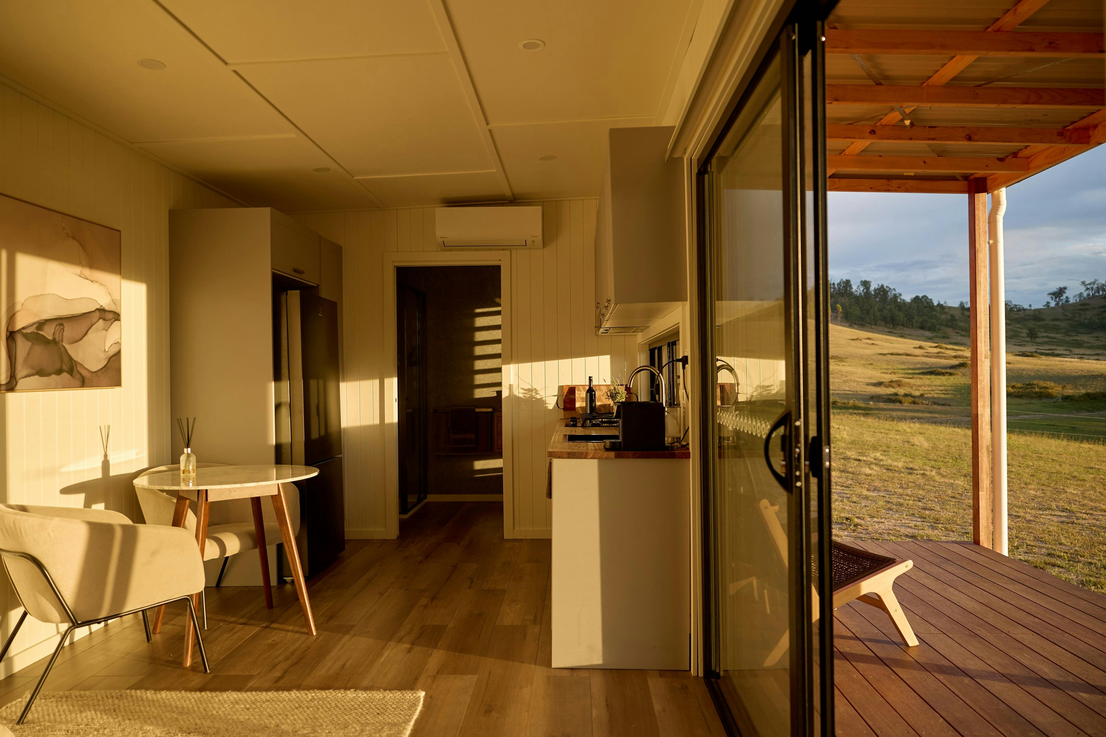 Yutori - Interior and deck at Ukiyo cabin