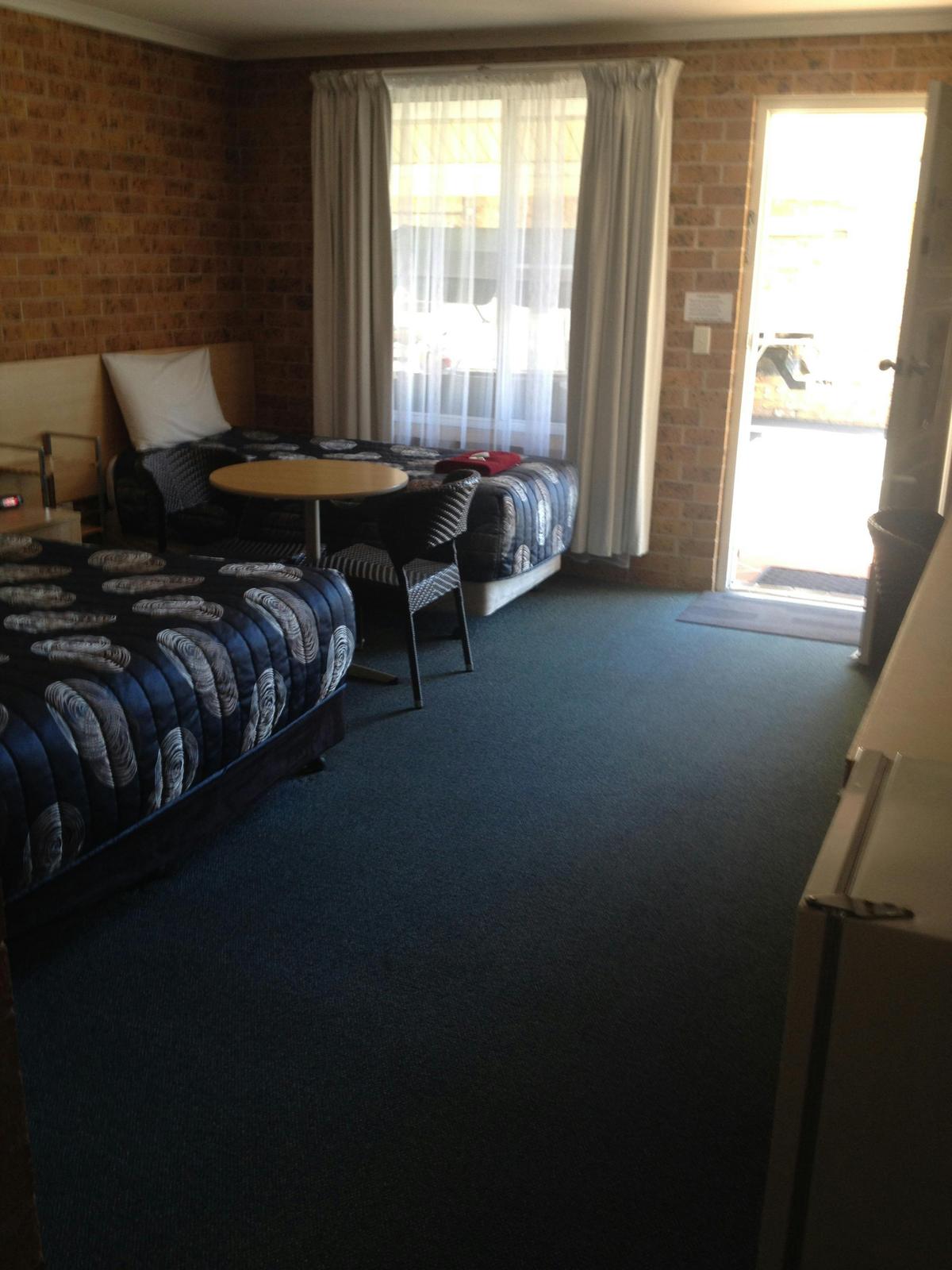 Standard twin room