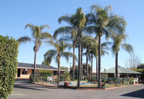 Town and Country Motor Inn - Tamworth