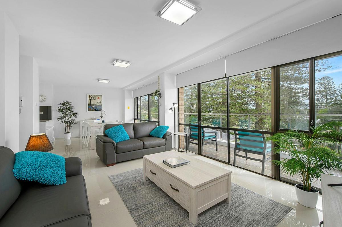 Lounge Room