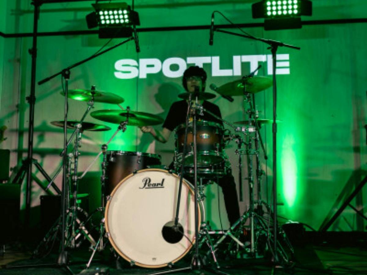 JR Spotlite