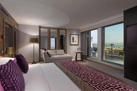 Ambassador Suite - Bedroom