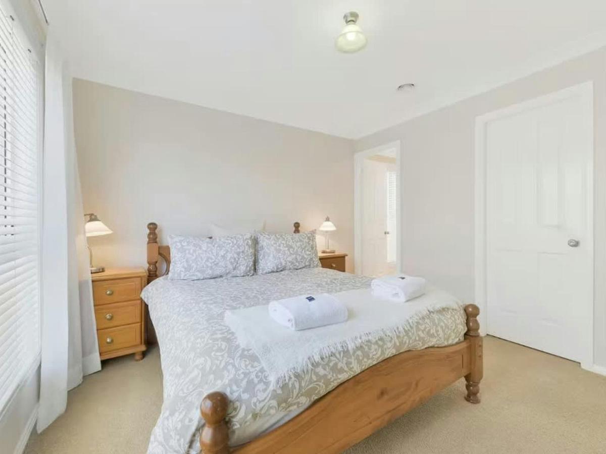 Bedroom with ensuite at Prime on Piper