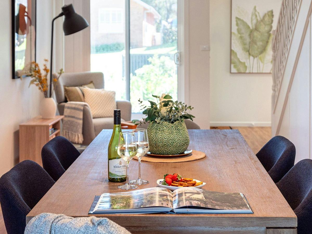 Sunshine Retreat | Dining area | Air conditioning 