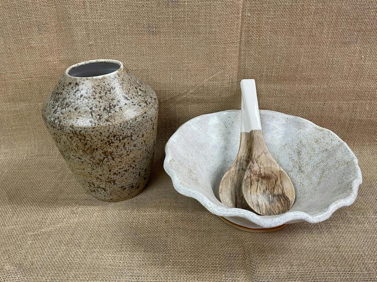 Beldari Pottery Vase and bowl