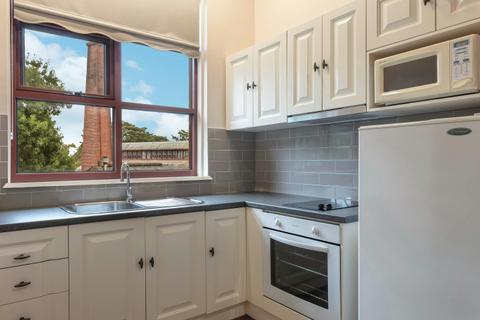 1 Bedroom Kitchen