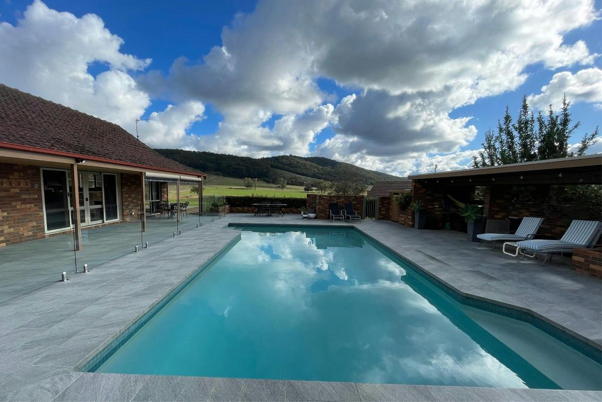Pool with 'cloudy sky views' and at night, well the stars just sparkle out here.