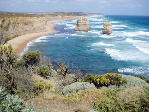 12 Apostles