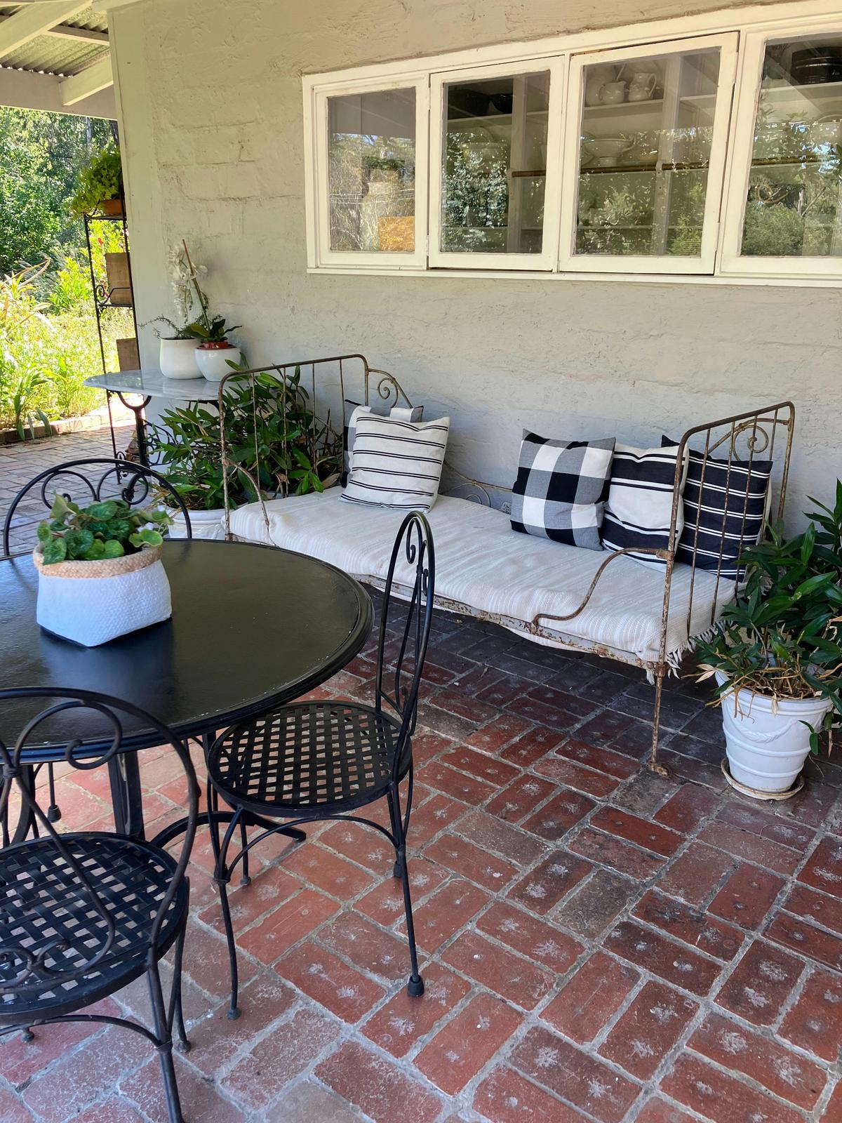 Relax and dream the day away on my cosy front porch