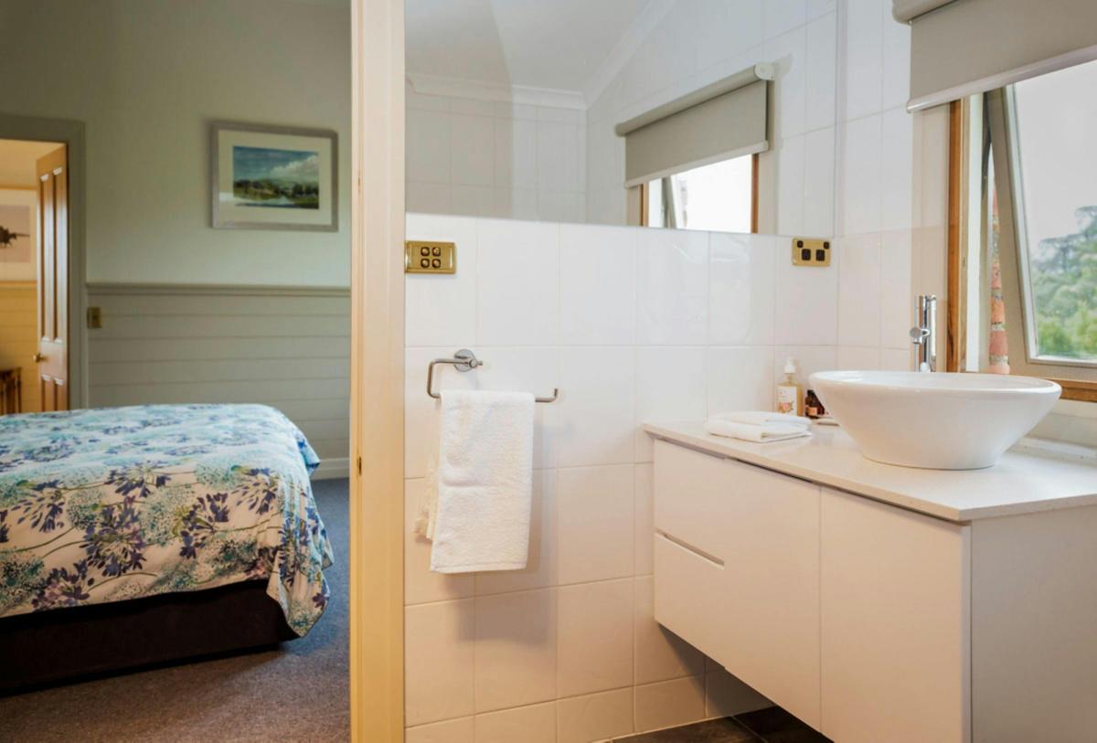 Luxury ensuite bathroom