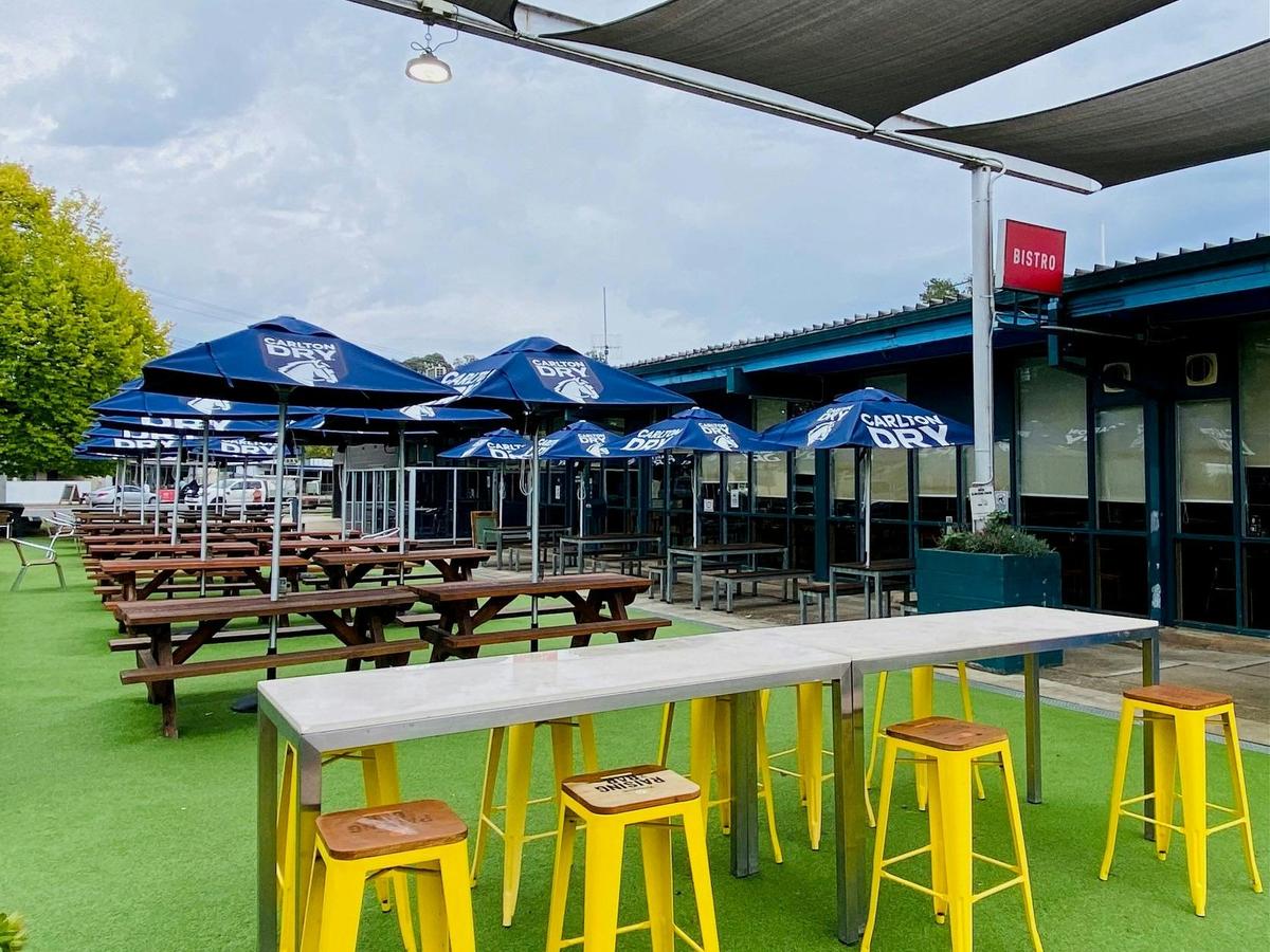 Bistro Outdoor seating