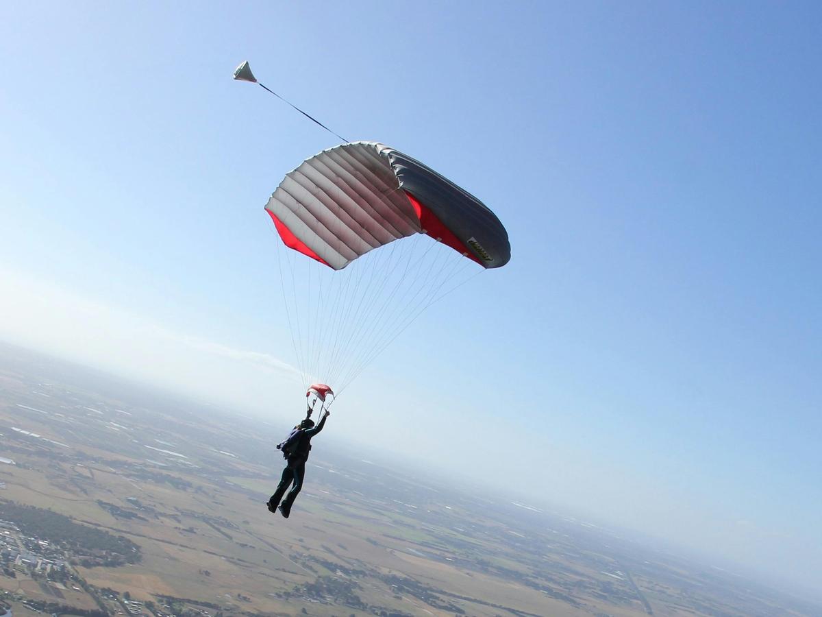 solo skydive