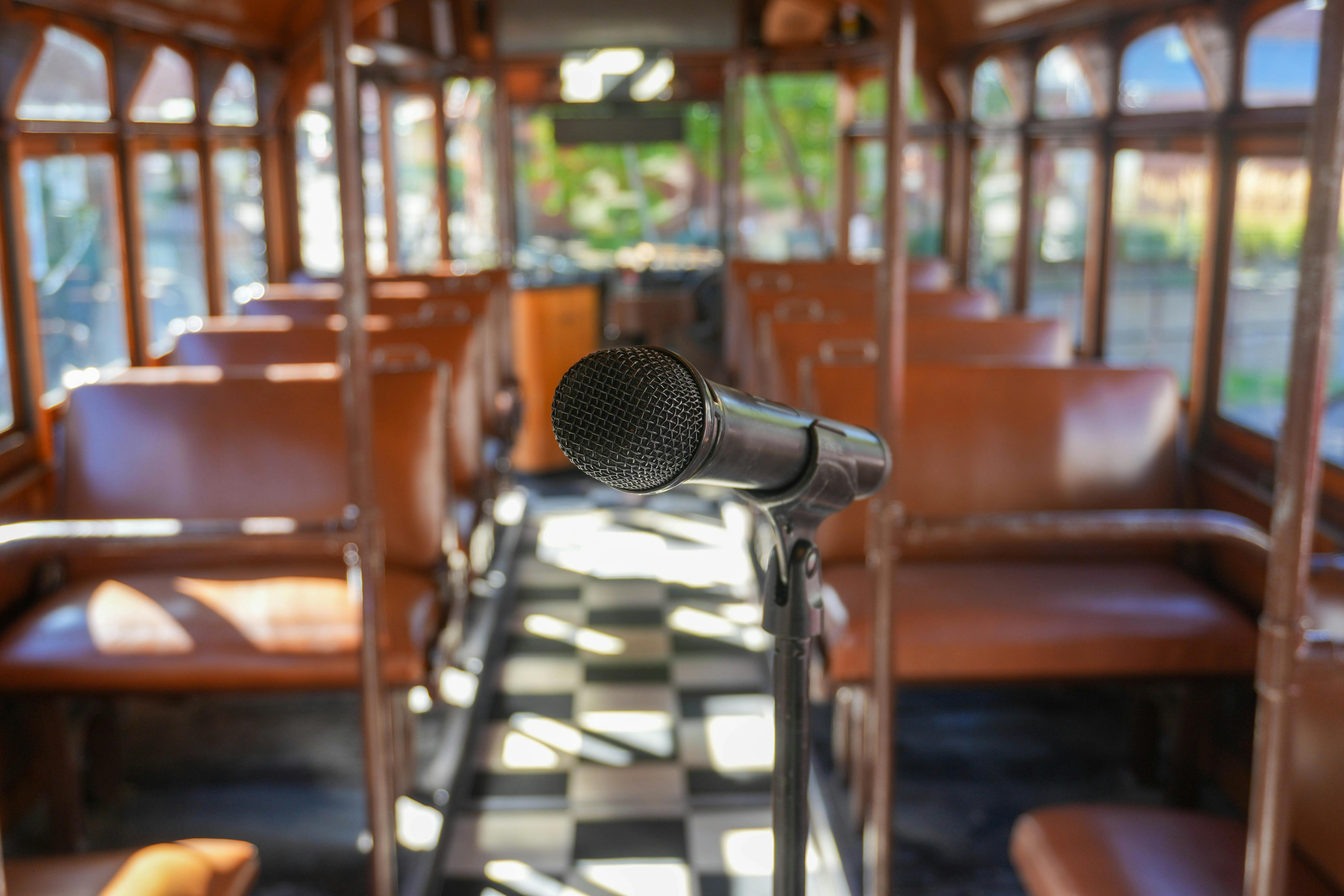 Microphone on Groove Tram