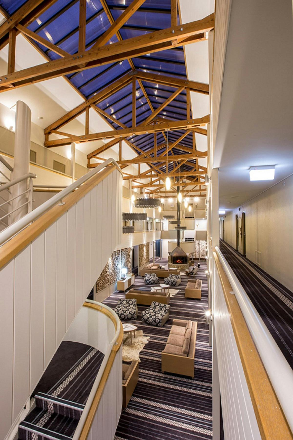 Th Atrium