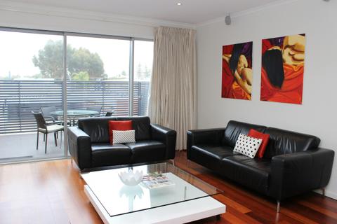Deluxe  1br Apartment