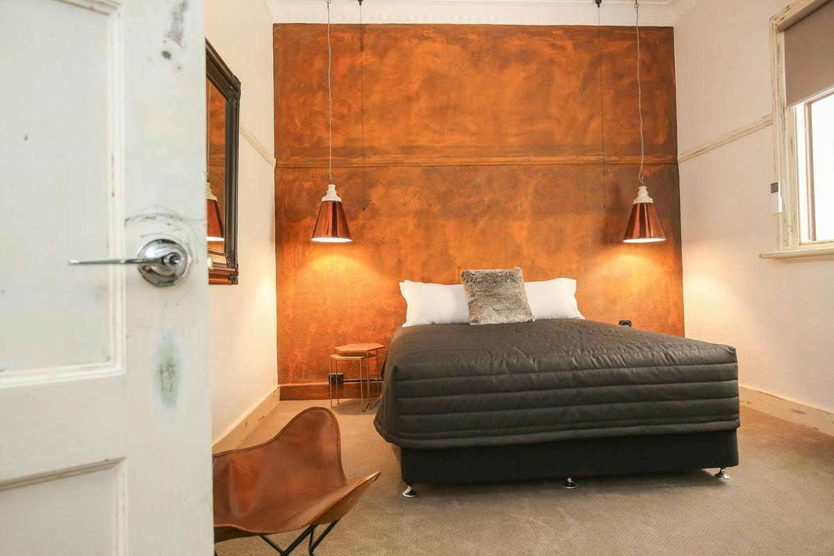 Indulge Apartments - Urban Collection