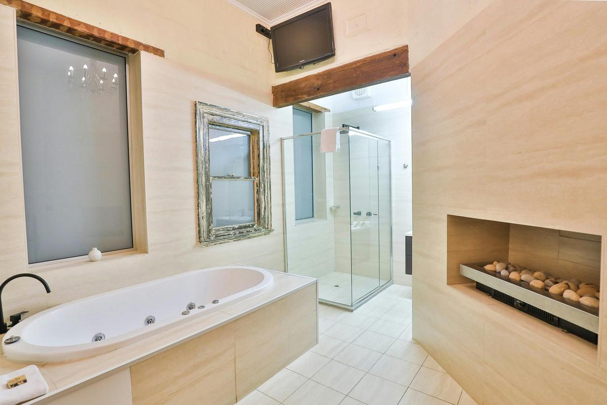 Luxurious Spa Bath