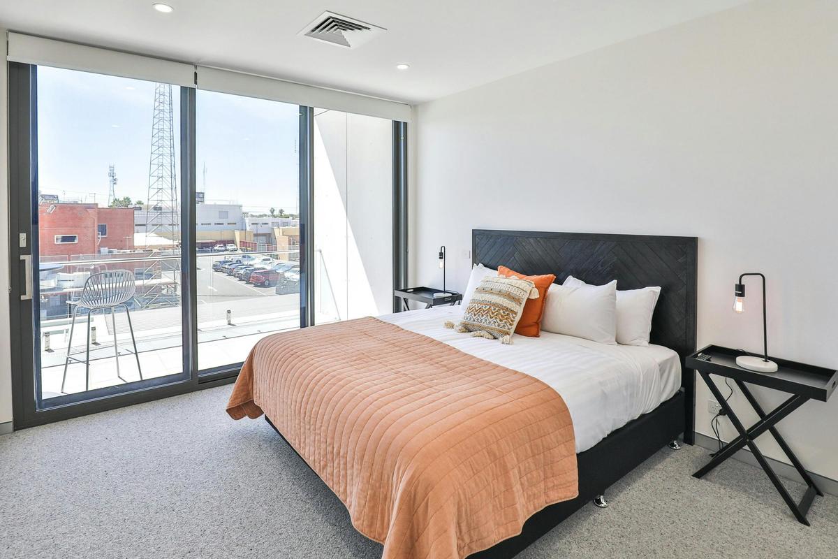 Indulge Apartments - City View Penthouses