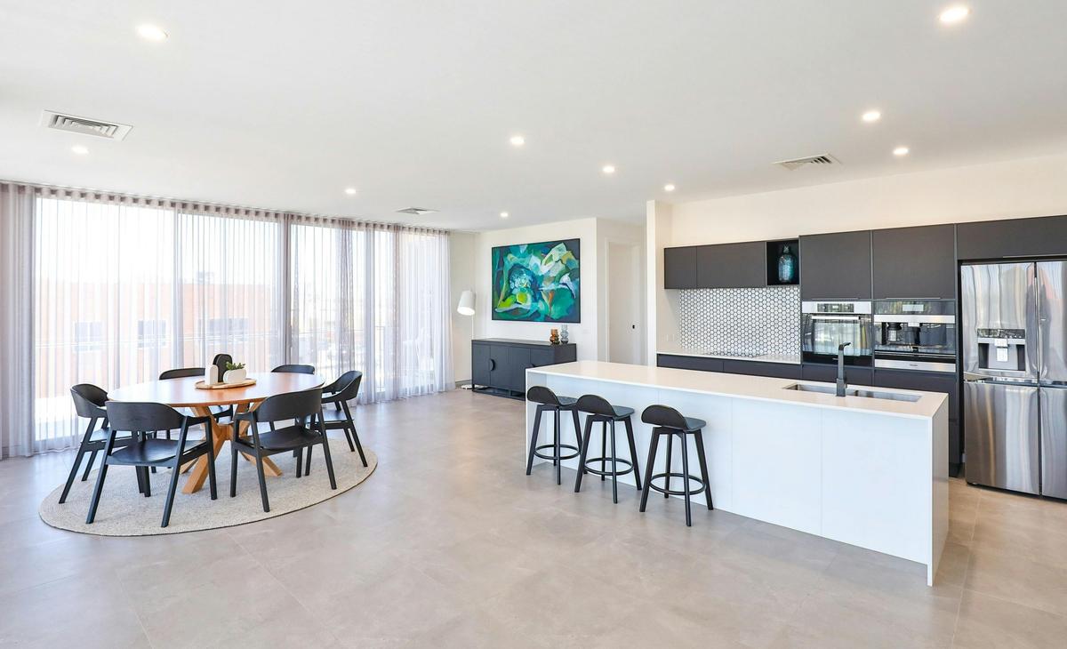 Indulge Apartments - City View 2-bedroom Penthouse