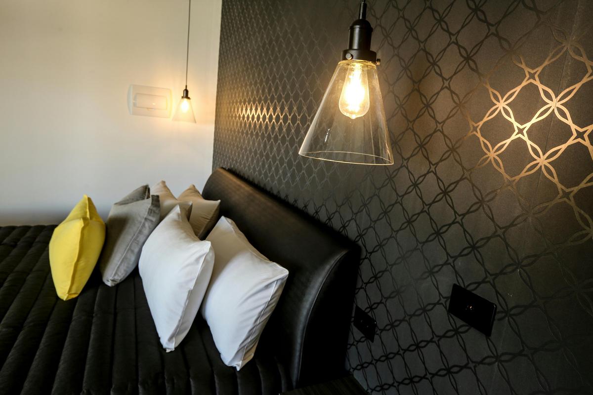 Chic Fixtures & Design