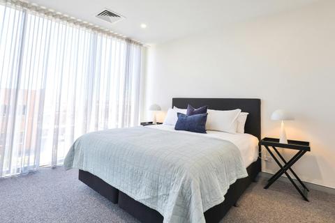 Indulge Apartments - City View Penthouses