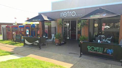 Cafe Retro