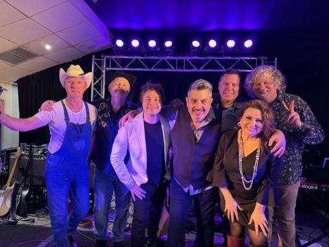 McCartney - Wings Over Australia 50th Anniversary Tribute Tour