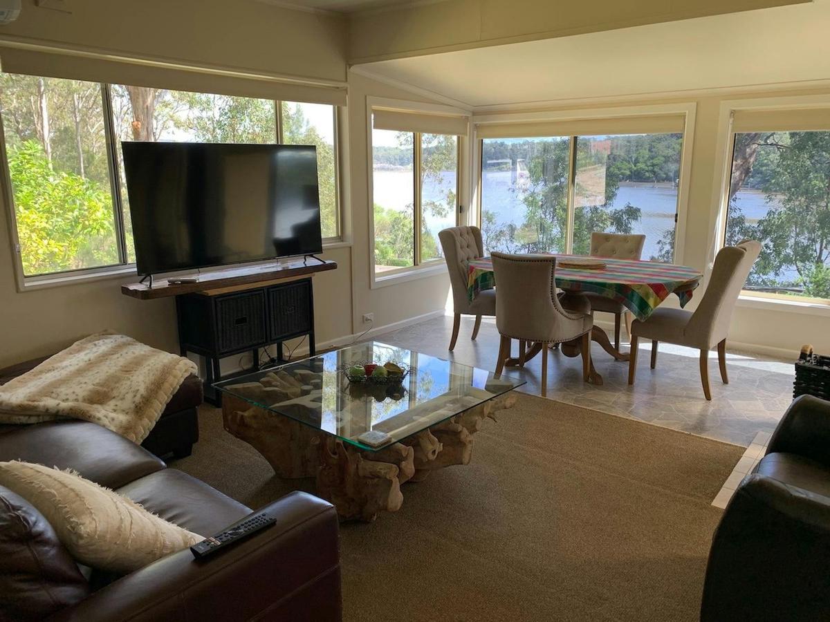 Cabin 16 - Lounge/Dining