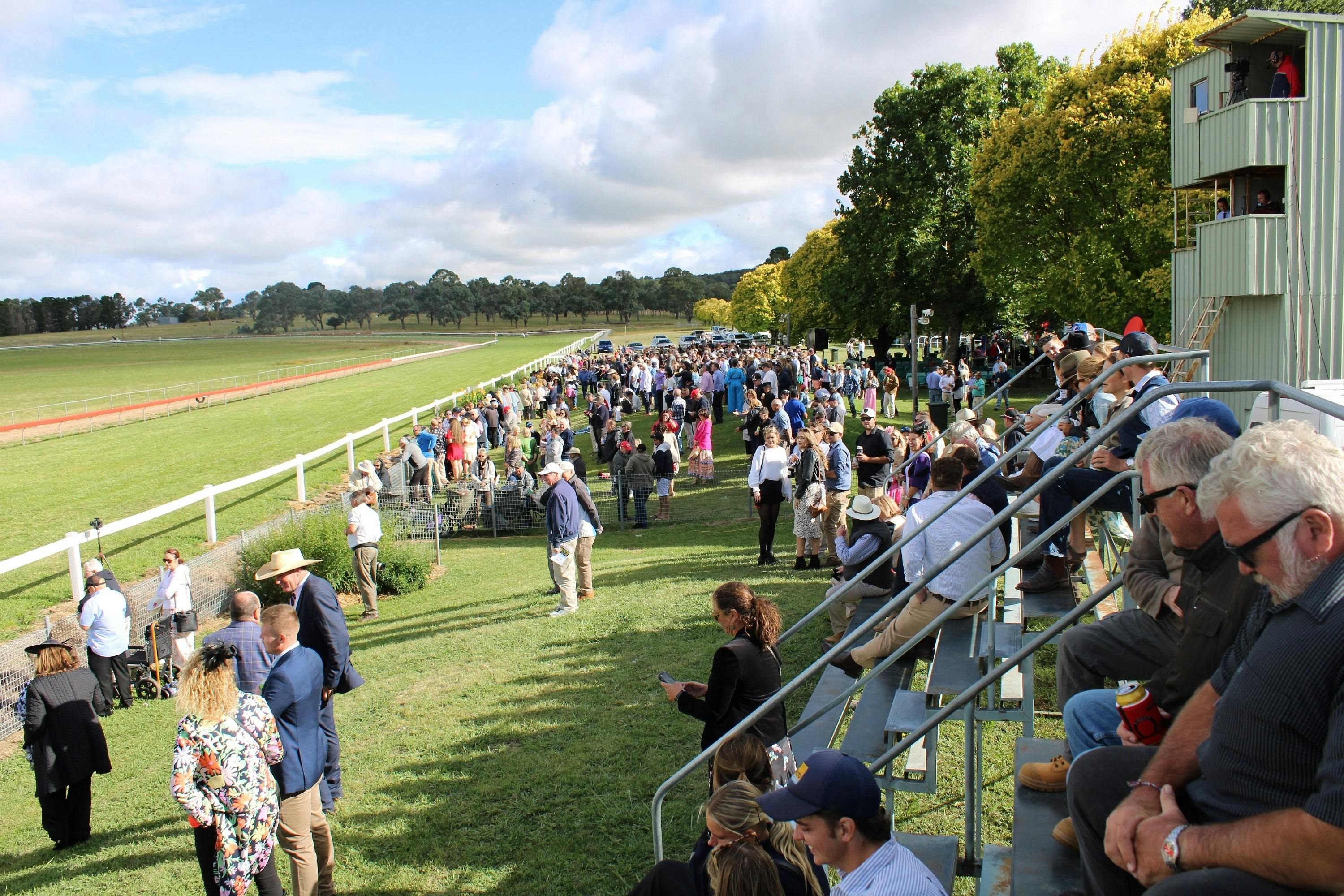 Walcha Races