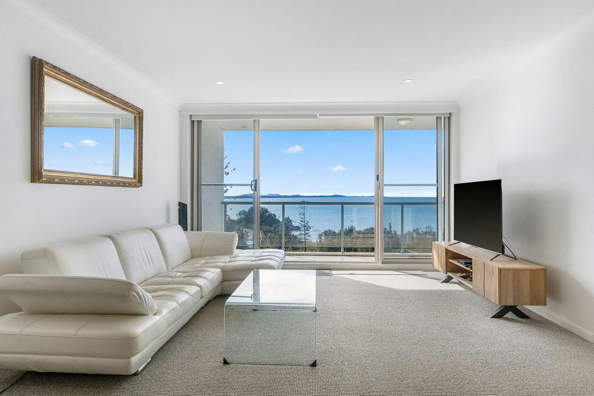 Lounge Room