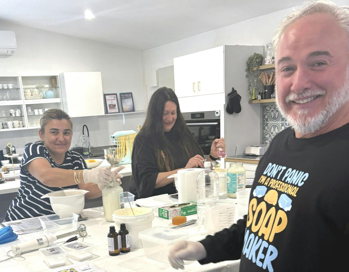 Professional Soap Maker teacher Andrew