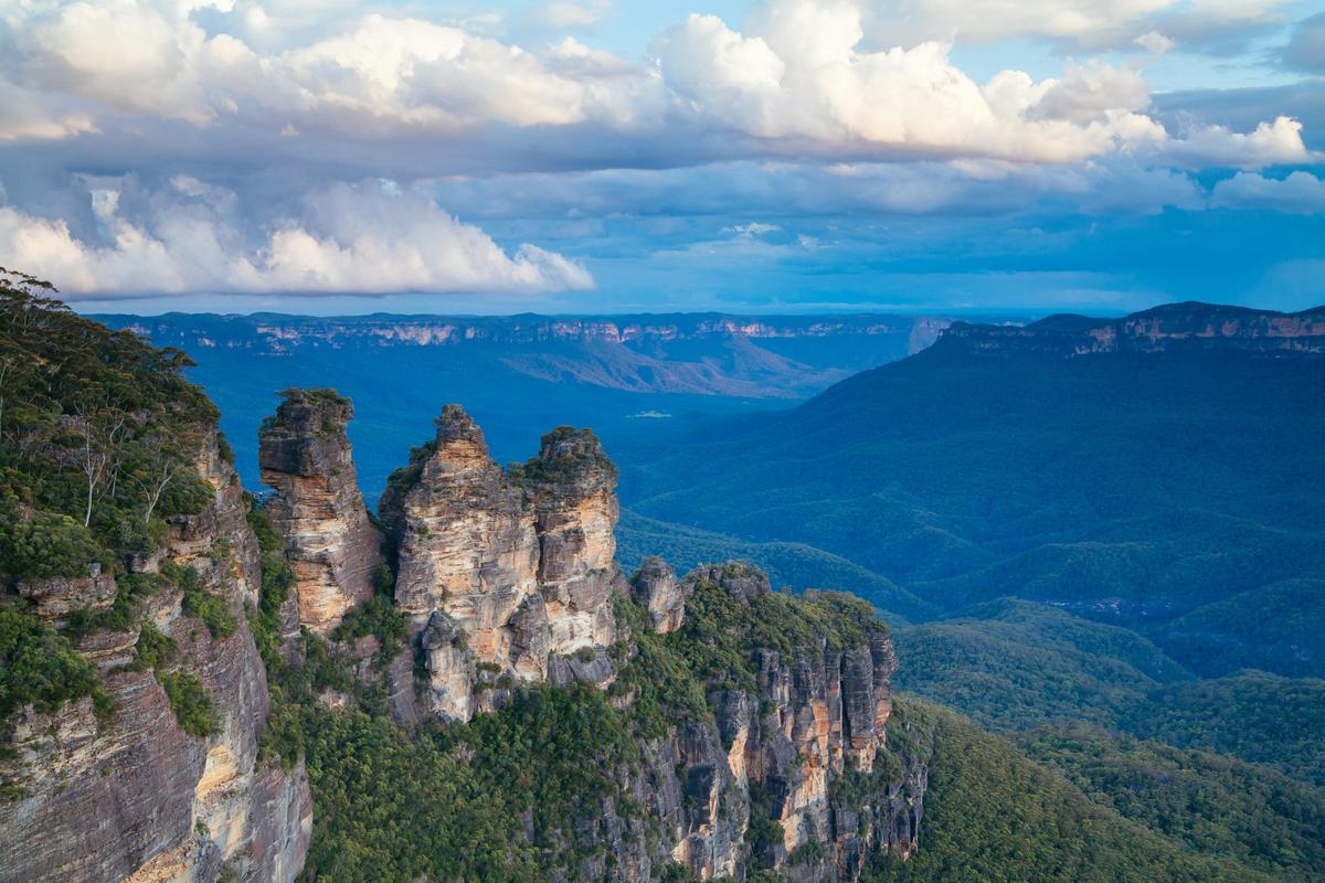 The Story of the 3 Sisters