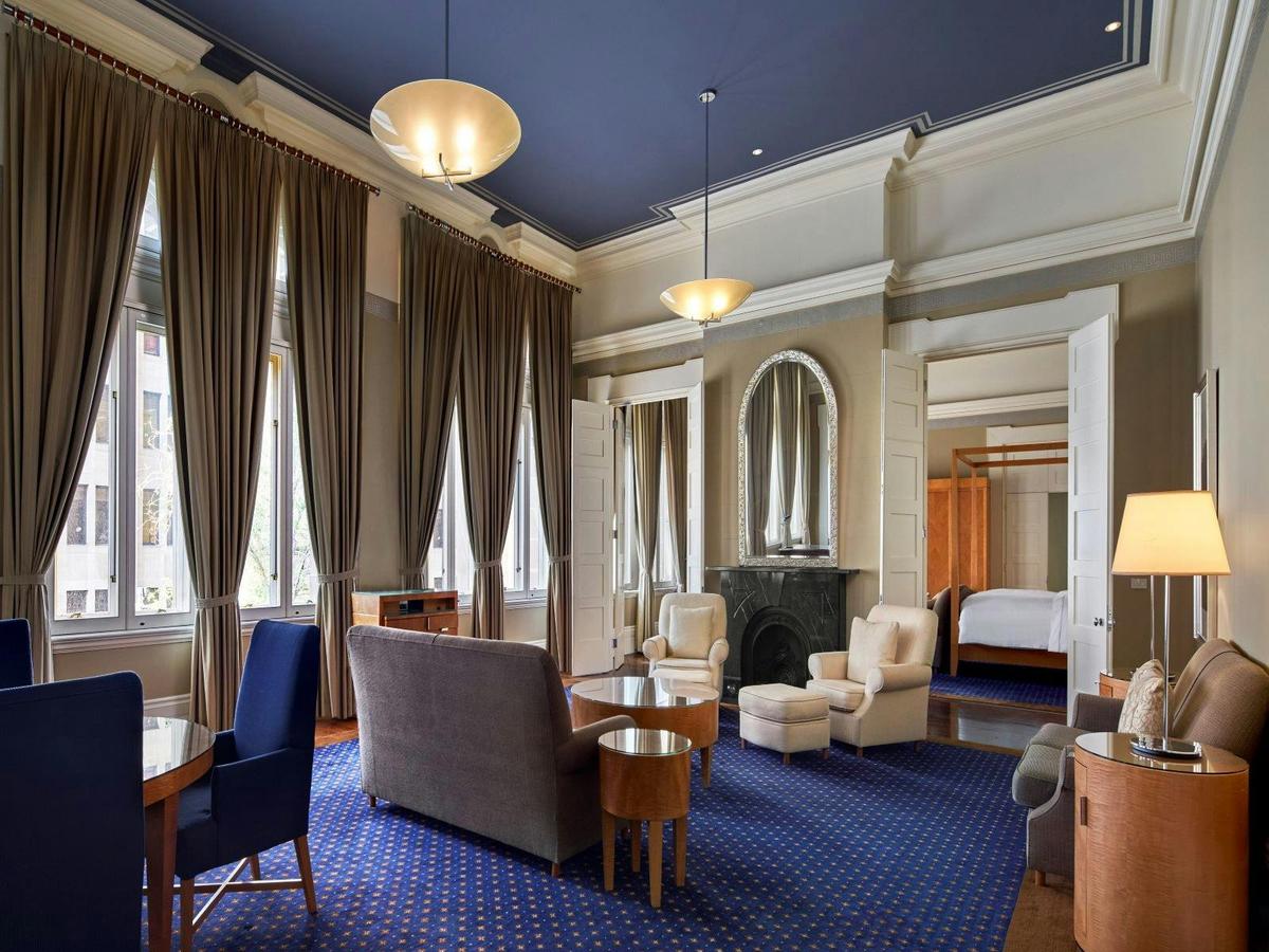 Heritage Long Suite