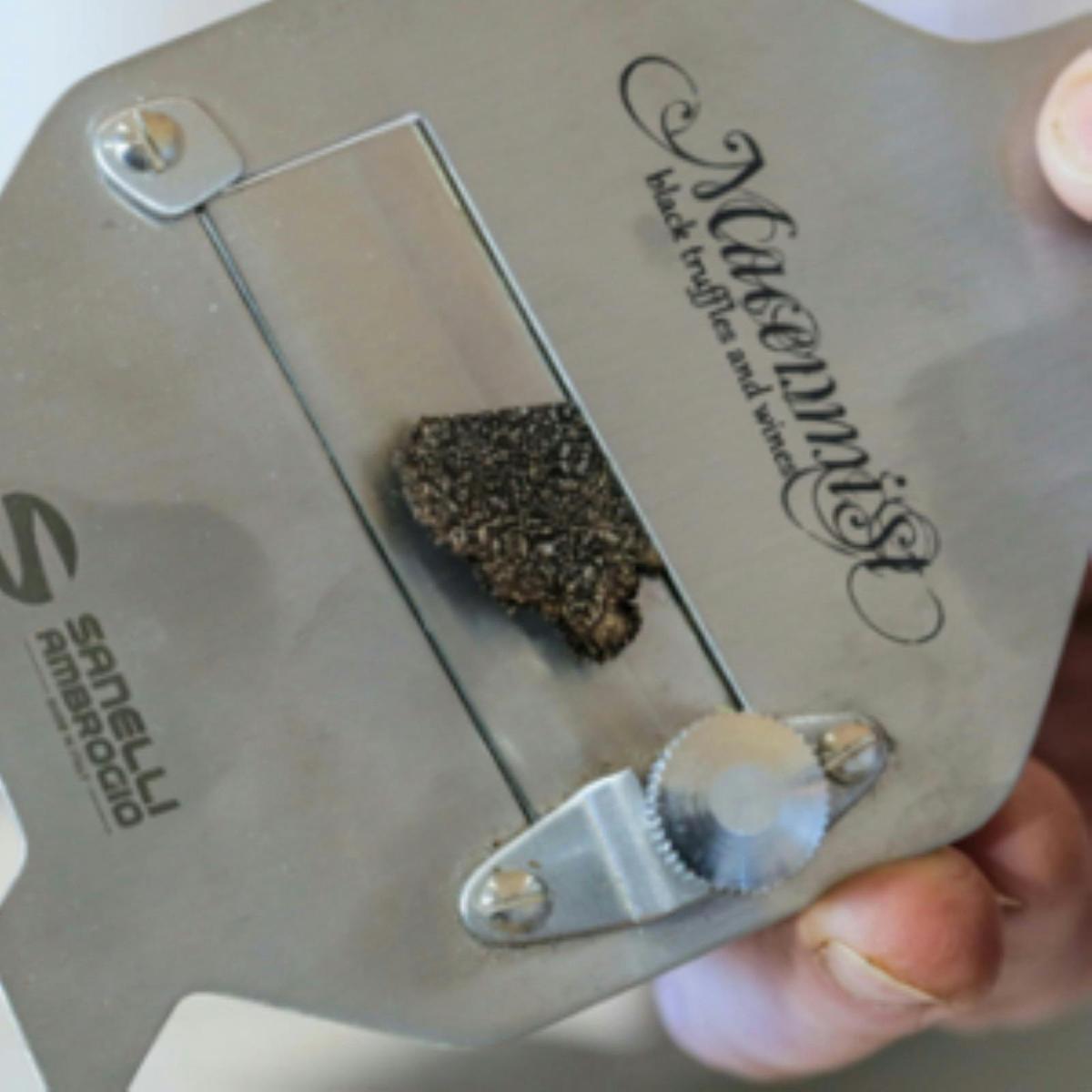 Slicing truffle