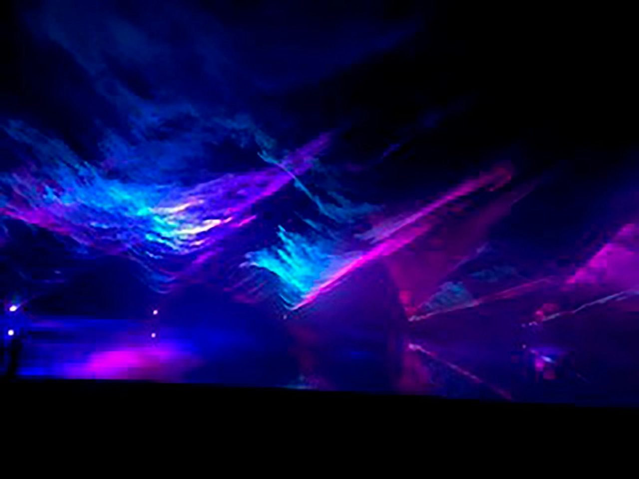 Laser Light Show on Lake Mulwala is free to see.