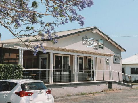 Riverview Hotel Smithtown