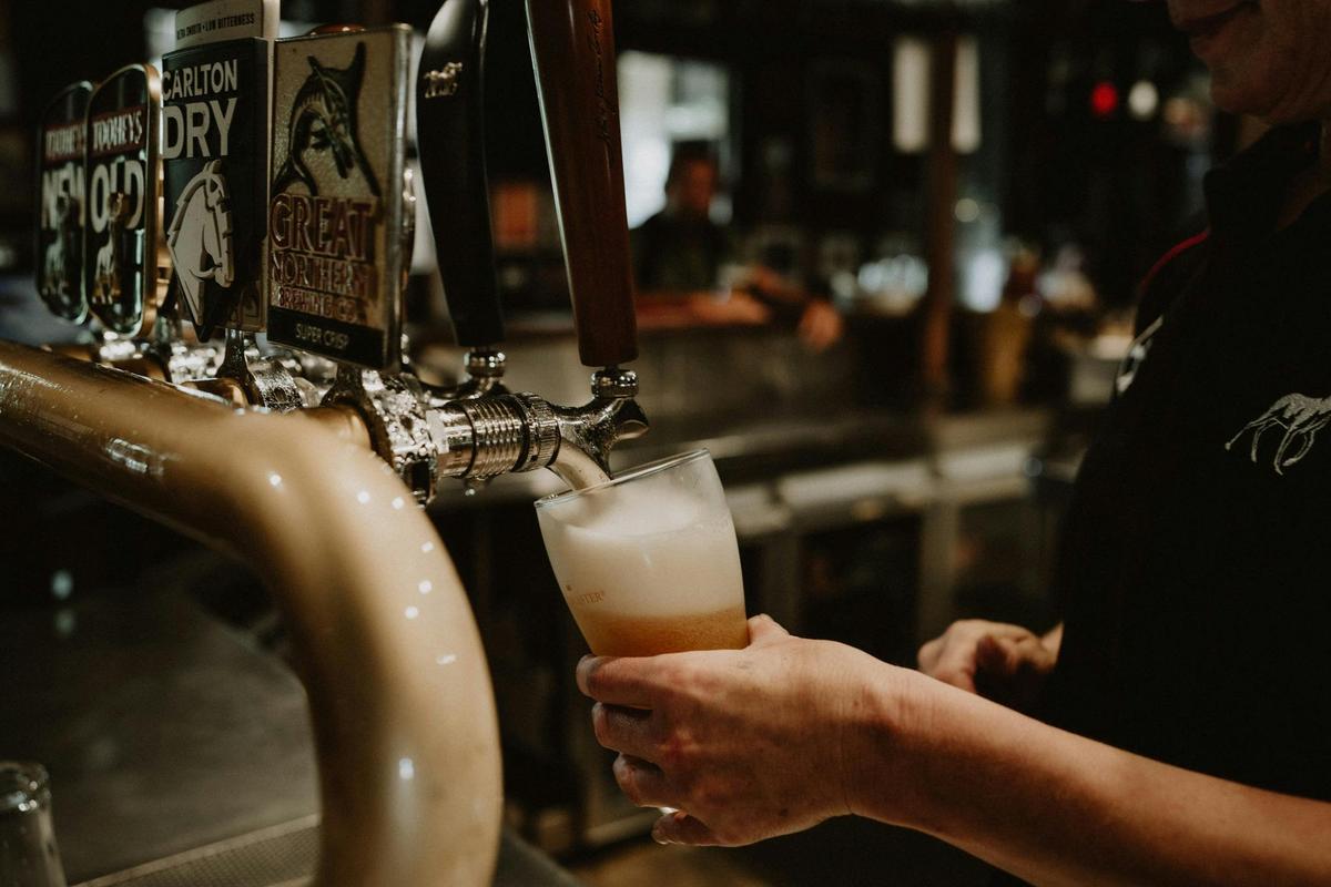 Beer Pour
