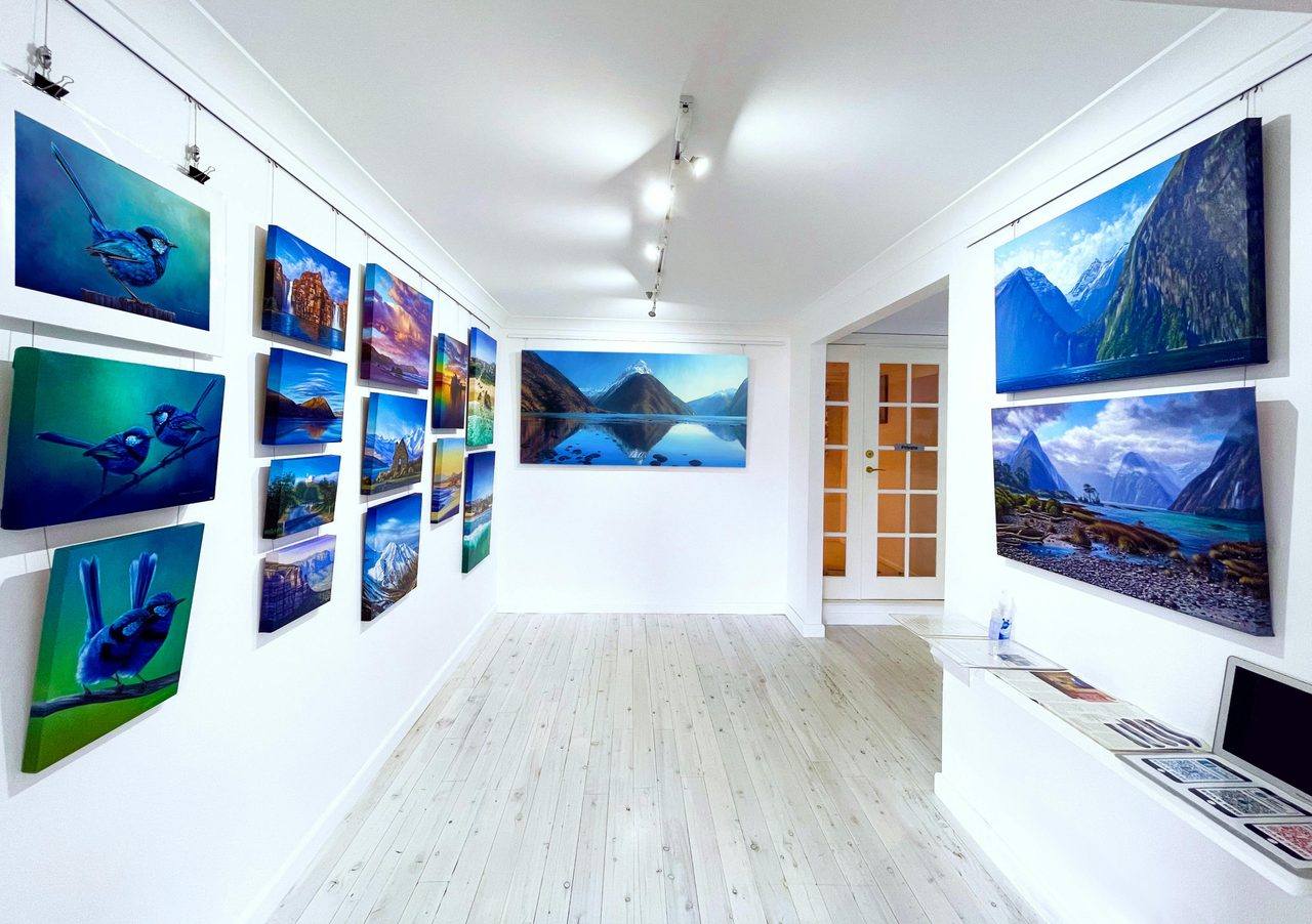 Lighthouse Gallery