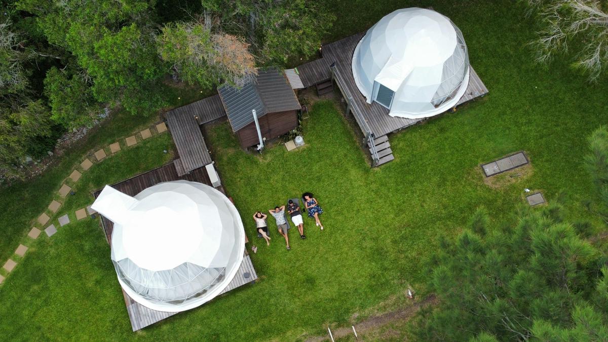 Space between the 2 domes