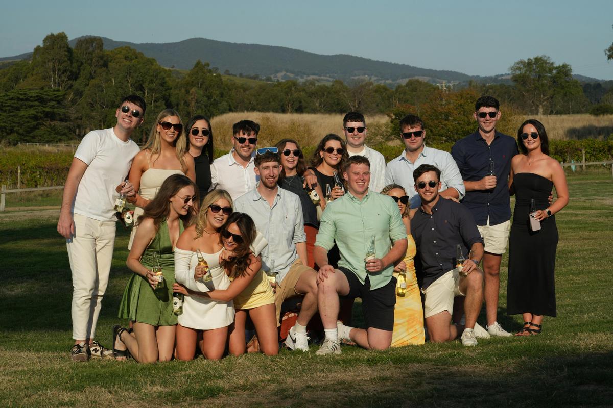 Laid back Yarra Valley Wine, Gin, Cider, beer and chocolate tour