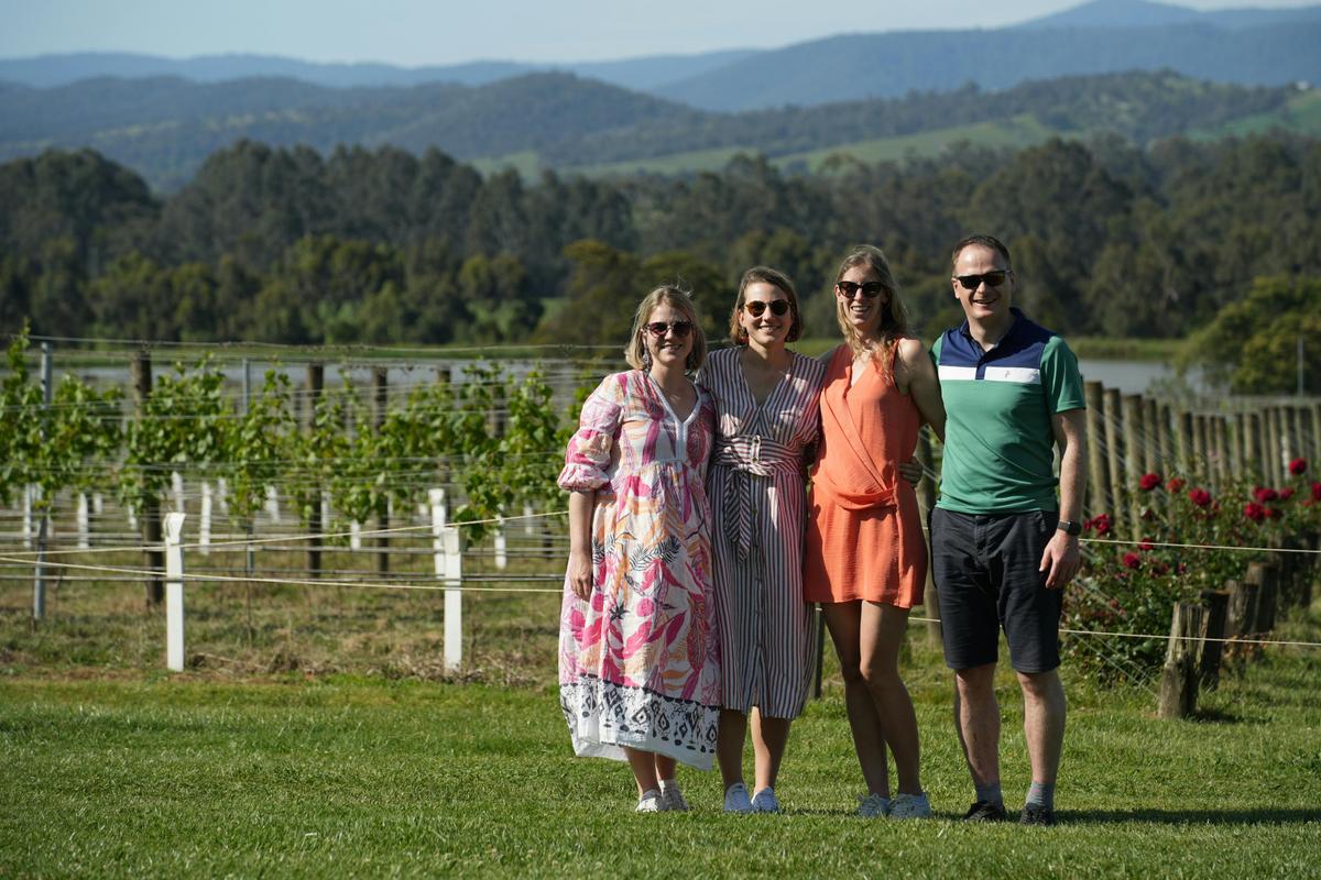 Laid back Yarra Valley Wine, Gin, Cider, beer and chocolate tour