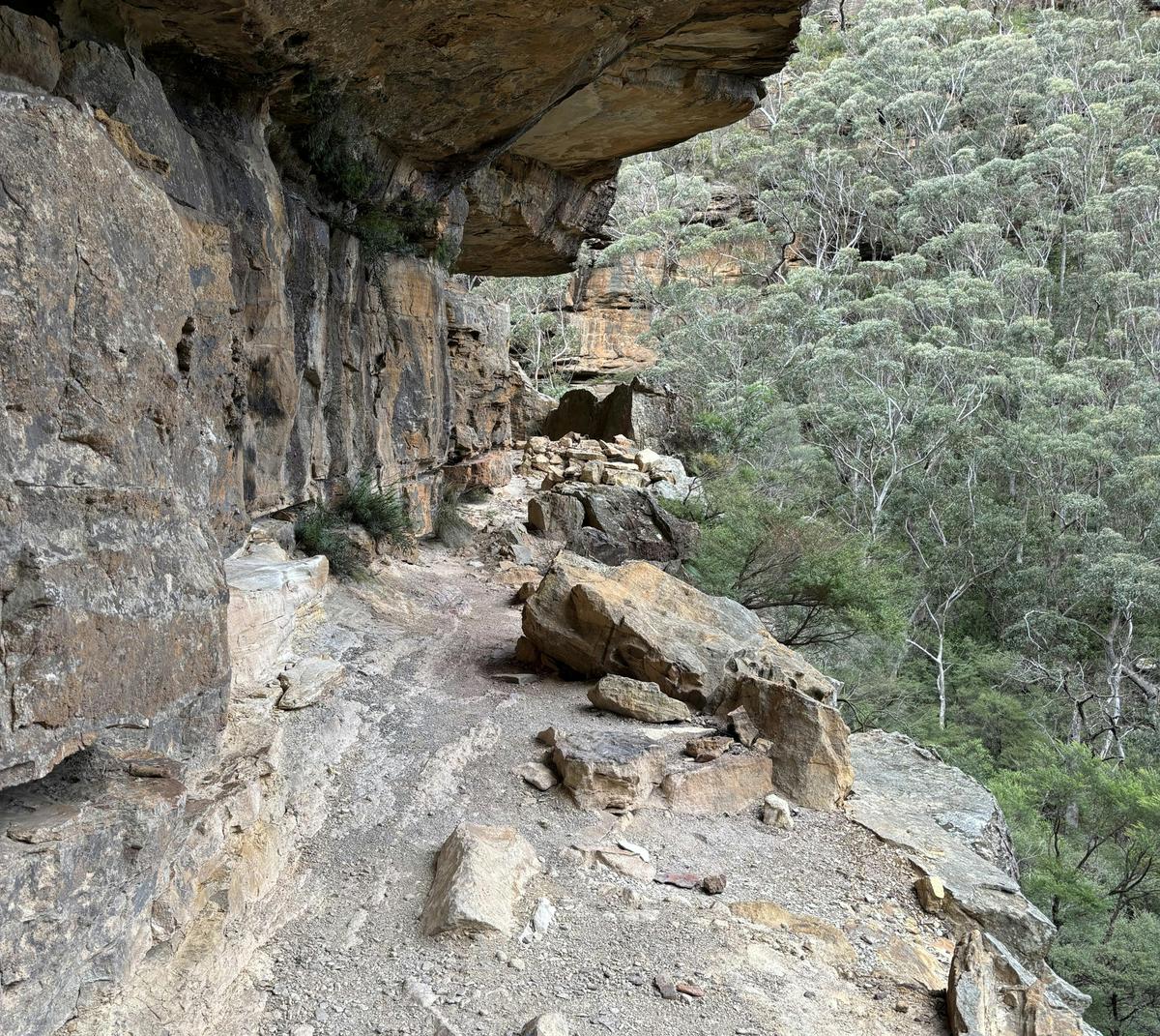 The 'kitchen cave'. One of several caves and ledges making up Darks Cave