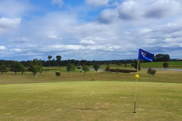 Lawrence Golf and Sports Club