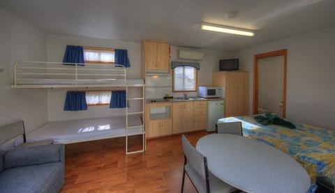 Standard En Suite Cabins