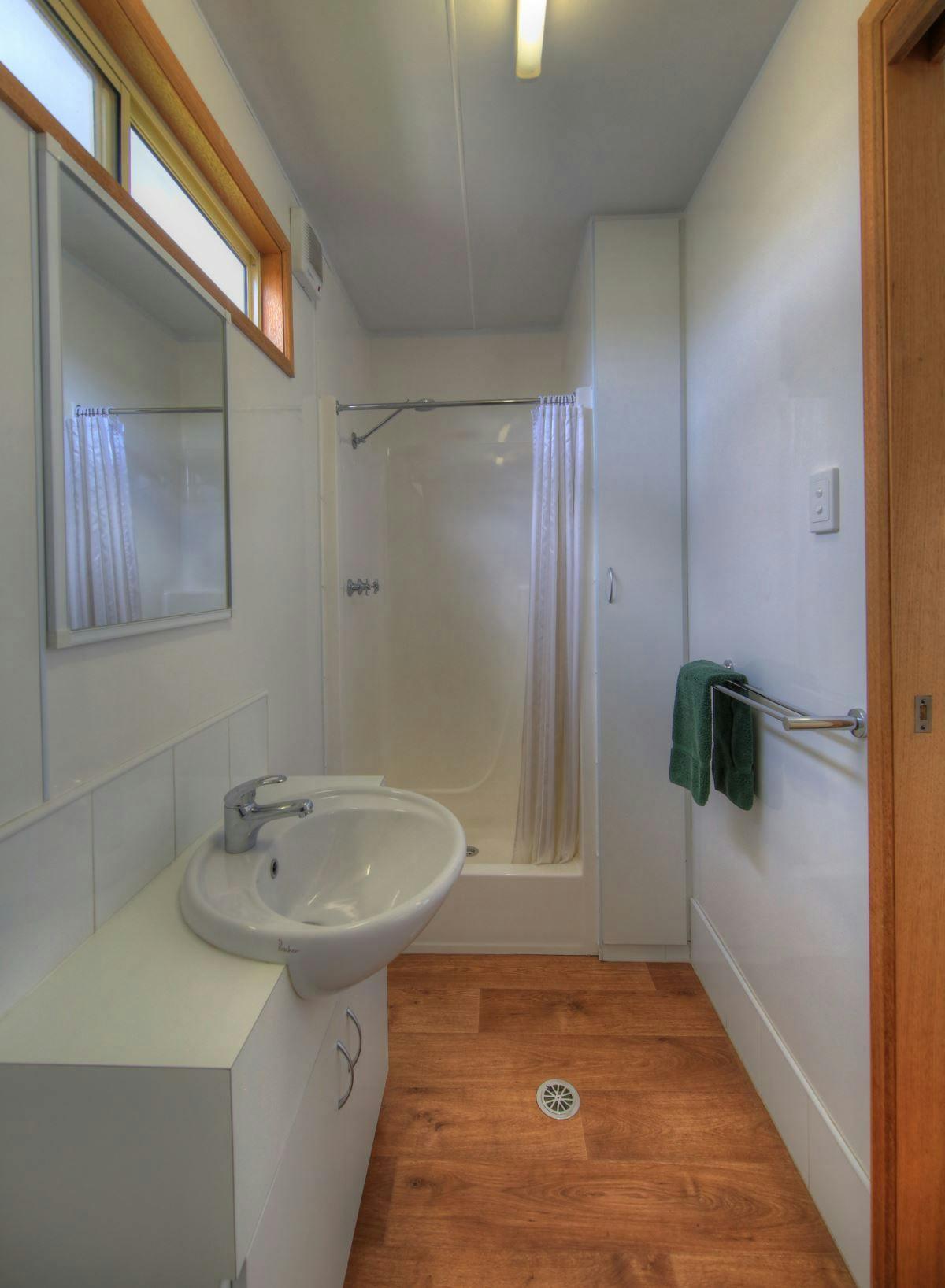 Standard En Suite Cabins