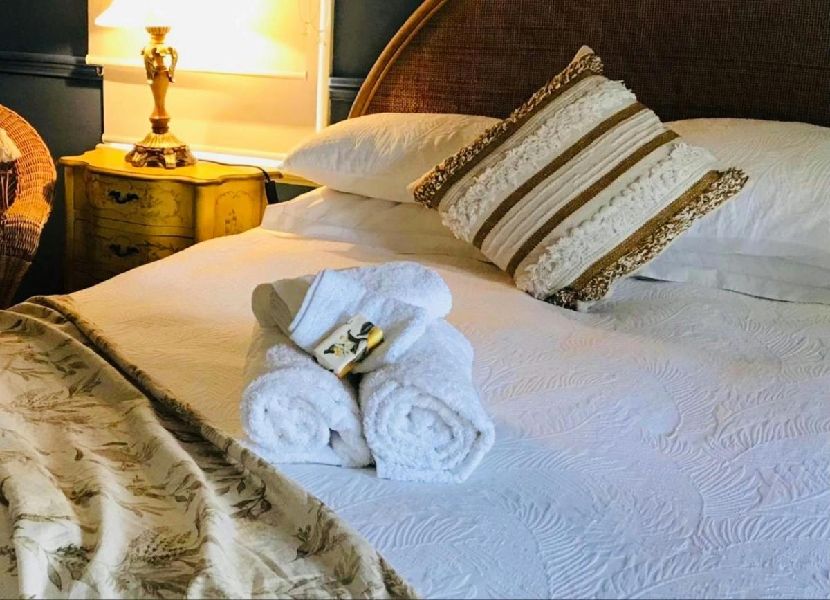 Hawks Nest Bed and Breakfast